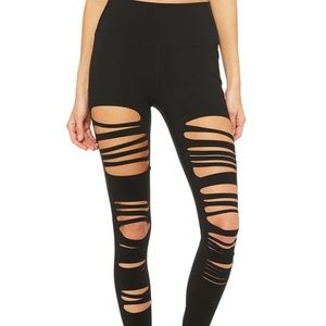 Alo Yoga Extreme Ripped Warrior Legging